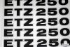Samolepka MZ ETZ250 �ern� mat